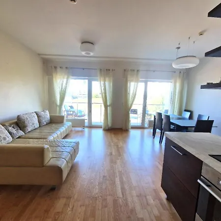 Apartamentai Netoli Juros - 